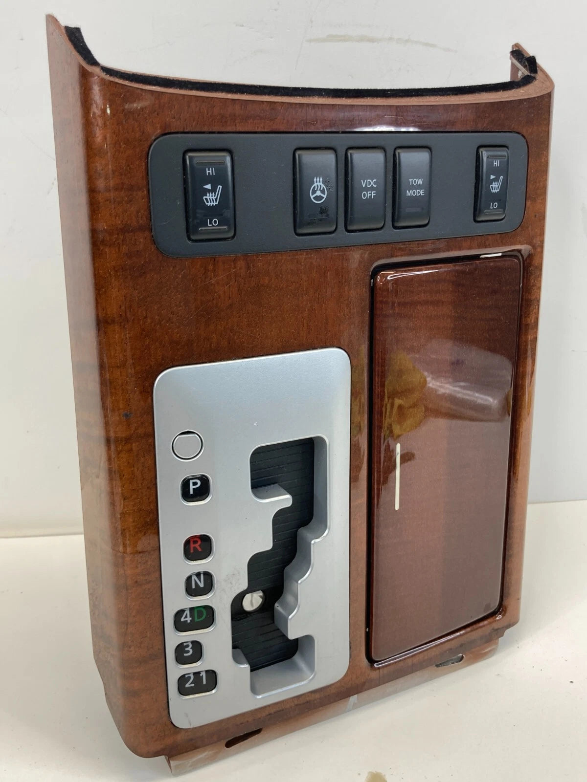 08-10 INFINITI QX56 08-15 NISSAN ARMADA CENTER CONSOLE SHIFTER BEZEL CUP HOLDER