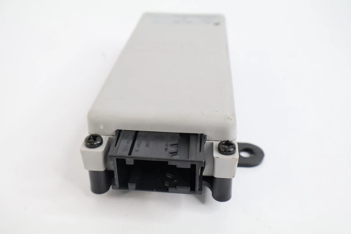 2006-2012 MERCEDES W251 R350 RADIO ANTENNA AMPLIFIER MODULE OEM A2518201389