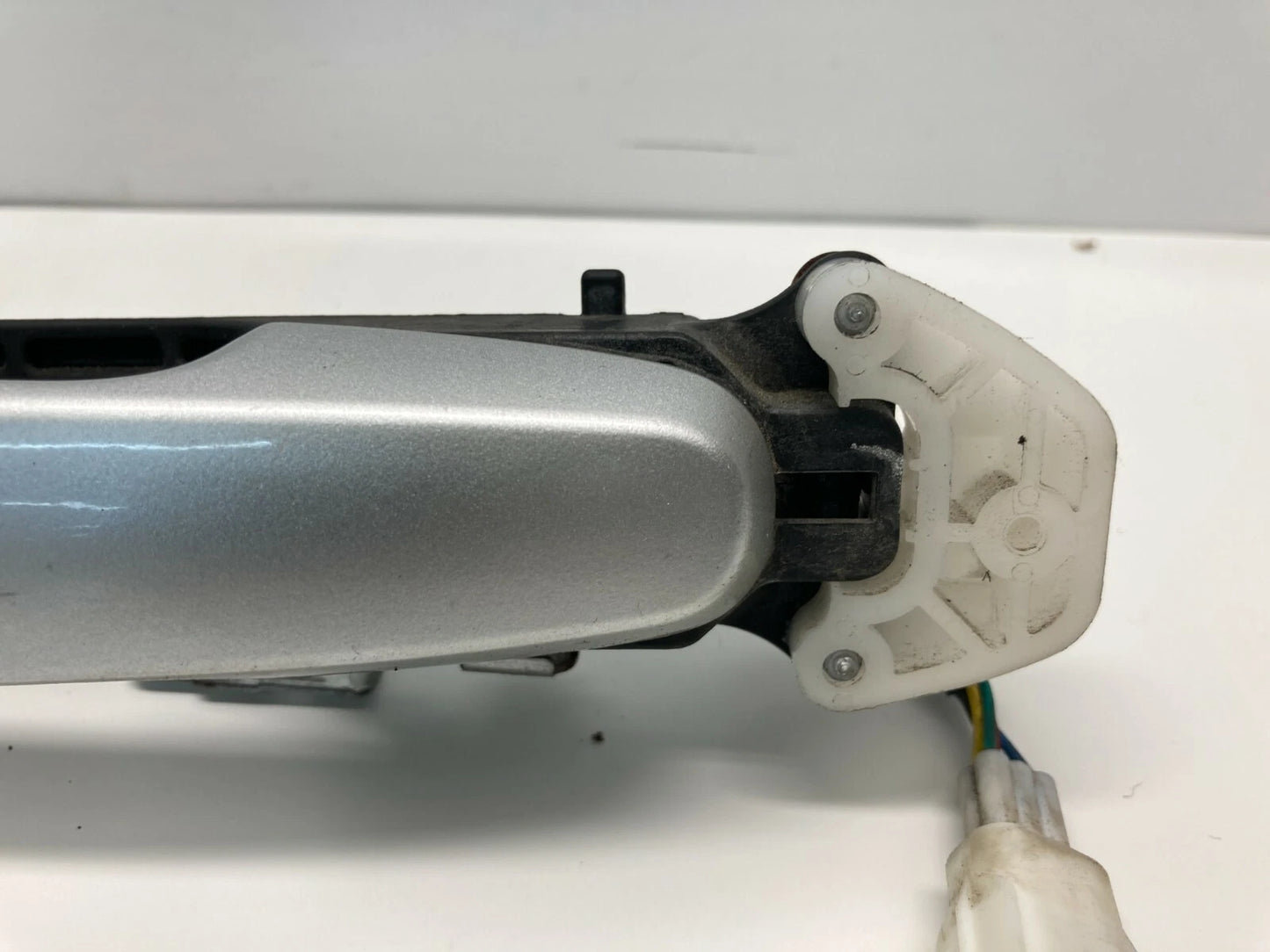 04 05 06 07 08 09 TOYOTA PRIUS FRONT RIGHT PASSENGER SIDE EXTERIOR DOOR HANDLE