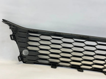 2018 2019 MITSUBISHI OUTLANDER SPORT FRONT BUMPER LOWER GRILLE INSERT 6402A505