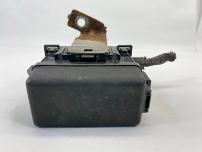2005 05 MITSUBISHI GALANT UNDER HOOD A/C FUSE RELAY BOX ASSEMBLY MR301971