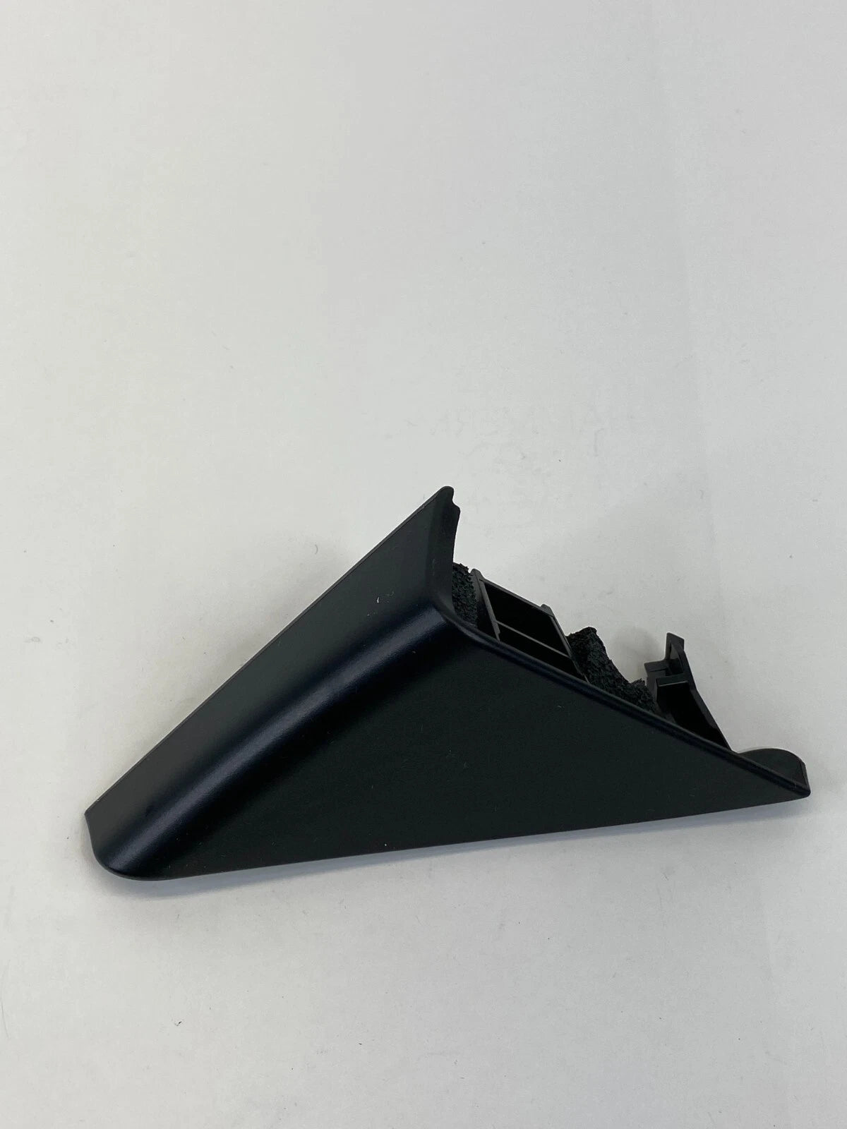 2010-2014 SUBARU OUTBACK FRONT RIGHT SIDE INNER DOOR MIRROR CORNER COVER TRIM