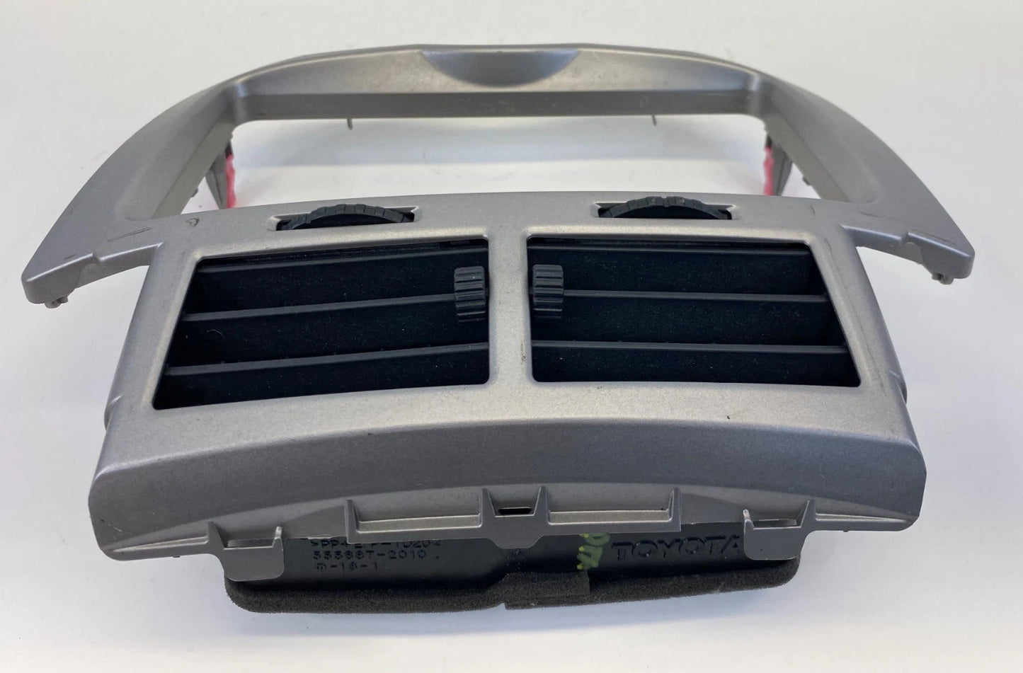 2008-2011 TOYOTA YARIS CENTER DASH AC AIR VENT & RADIO BEZEL TRIM 5540552580 OEM