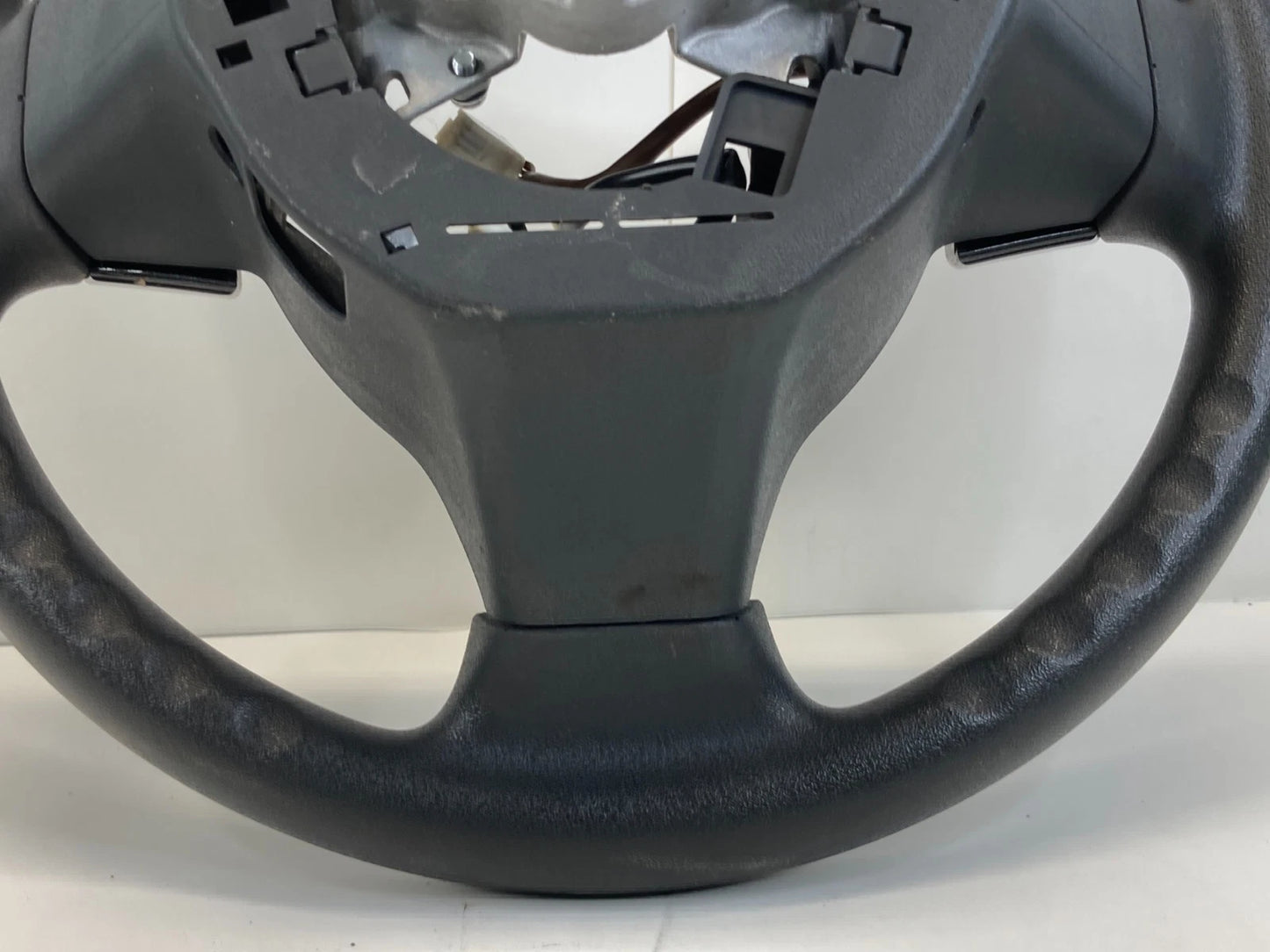 2008-2014 SCION XD STEERING WHEEL ASSEMBLY WITH CONTROL SWITCH OEM