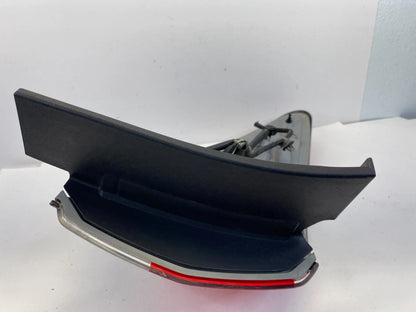 2013-2016 NISSAN PATHFINDER REAR OUTER RIGHT PASSENGER TAILLIGHT TAIL LIGHT OEM