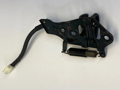 2007-2011 LEXUS GS350 GS450H TRUNK LID LOCK LATCH STRIKER CATCH RELEASE ASSY OEM