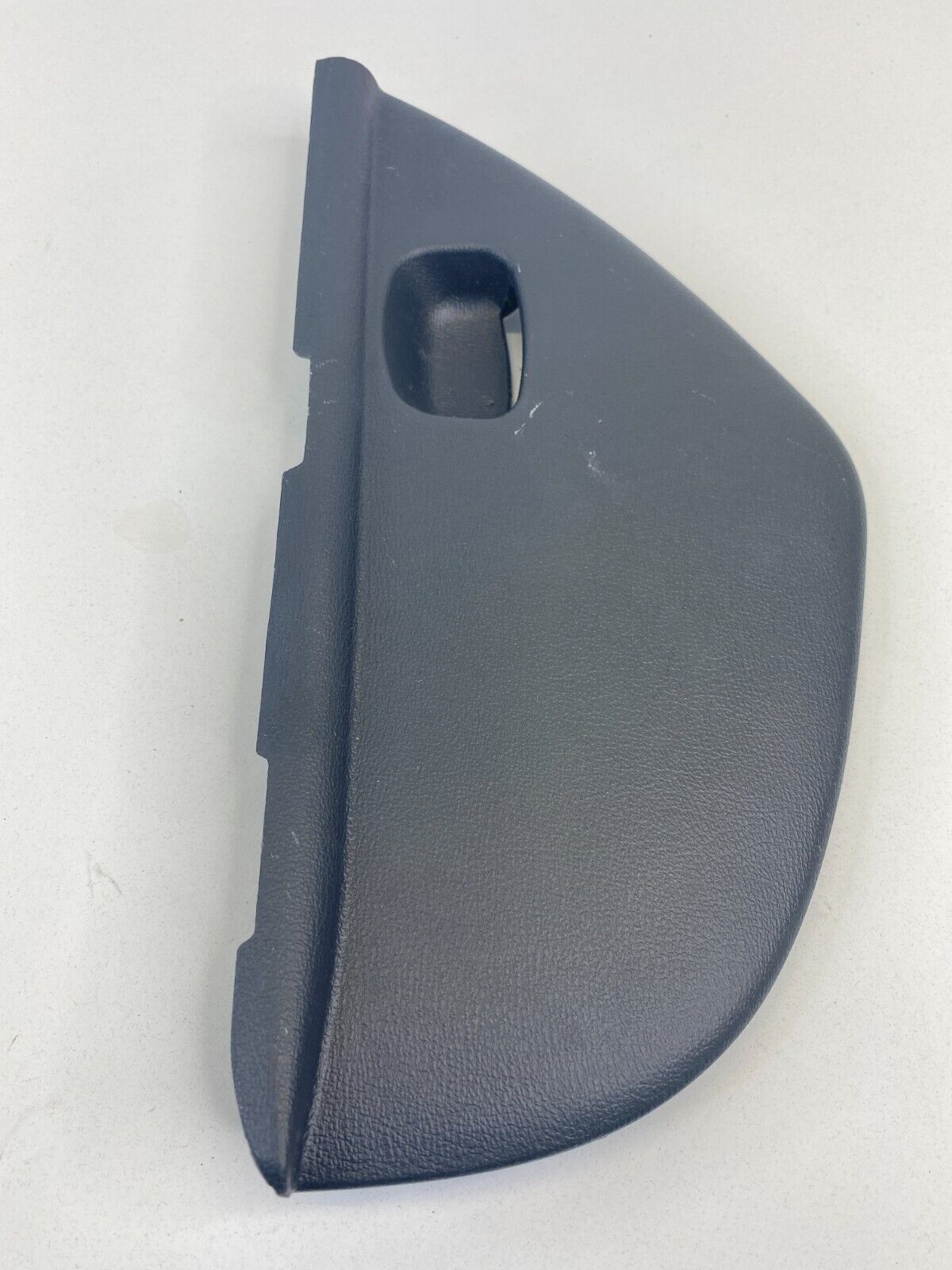 07-10 Hyundai Elantra Right Passenger Side Dash End Cap Cover Trim 84718-2H000