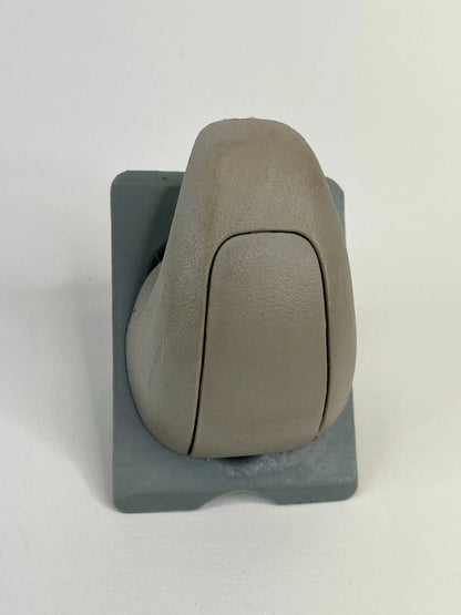 03 04 JEEP GRAND CHEROKEE REAR RIGHT INNER ROOF HANGER HOOK CLOTH CLIP 827644
