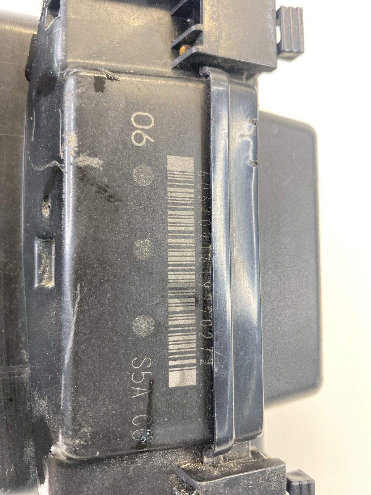 2004 2005 Honda Civic 1.7L Engine Compartment Fuse Relay Box Fusebox S5A-A12 OEM