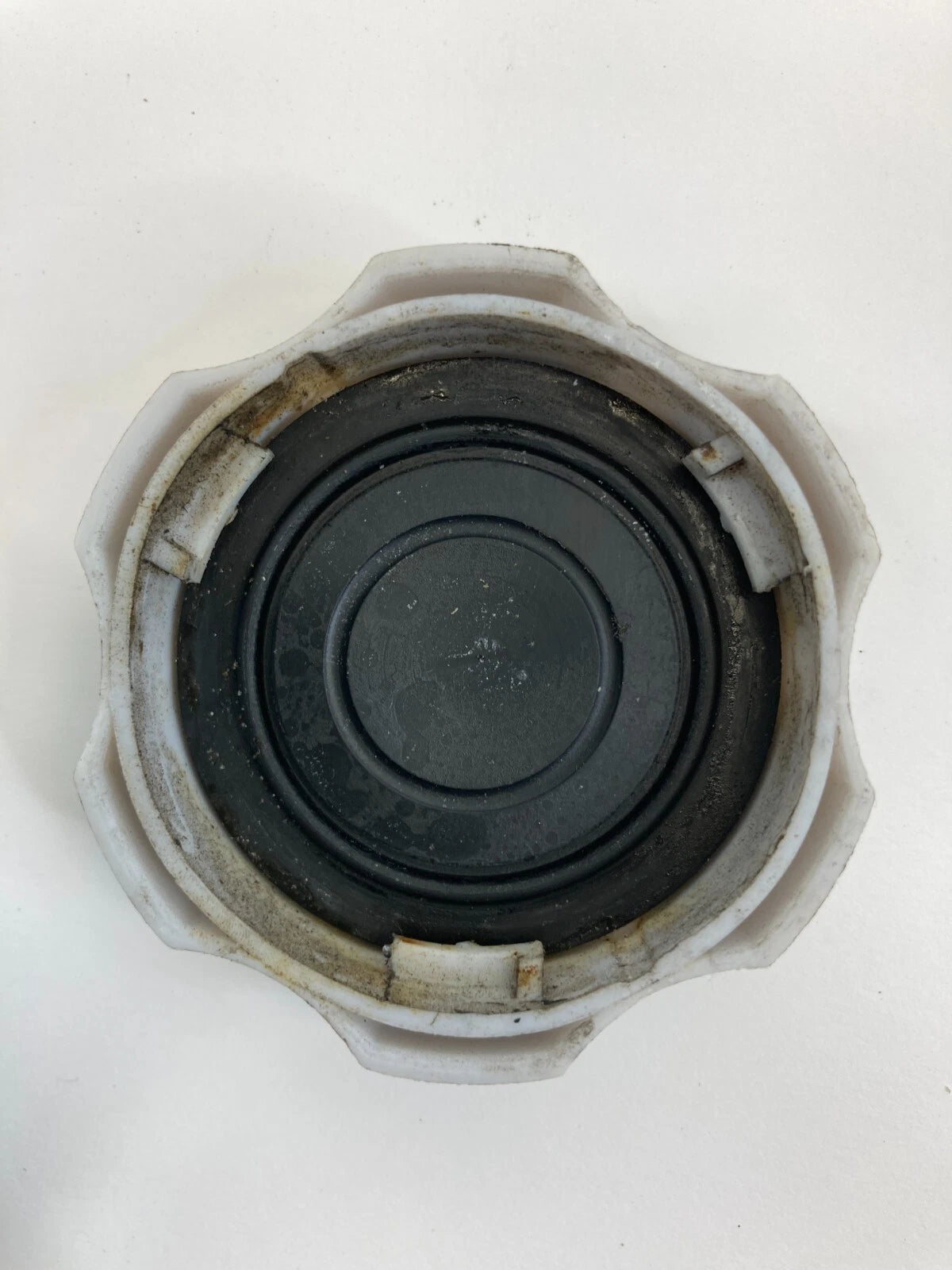 06-11 HYUNDAI ACCENT 1.6L BRAKE MASTER CYLINDER RESERVOIR FLUID CAP COVER OEM