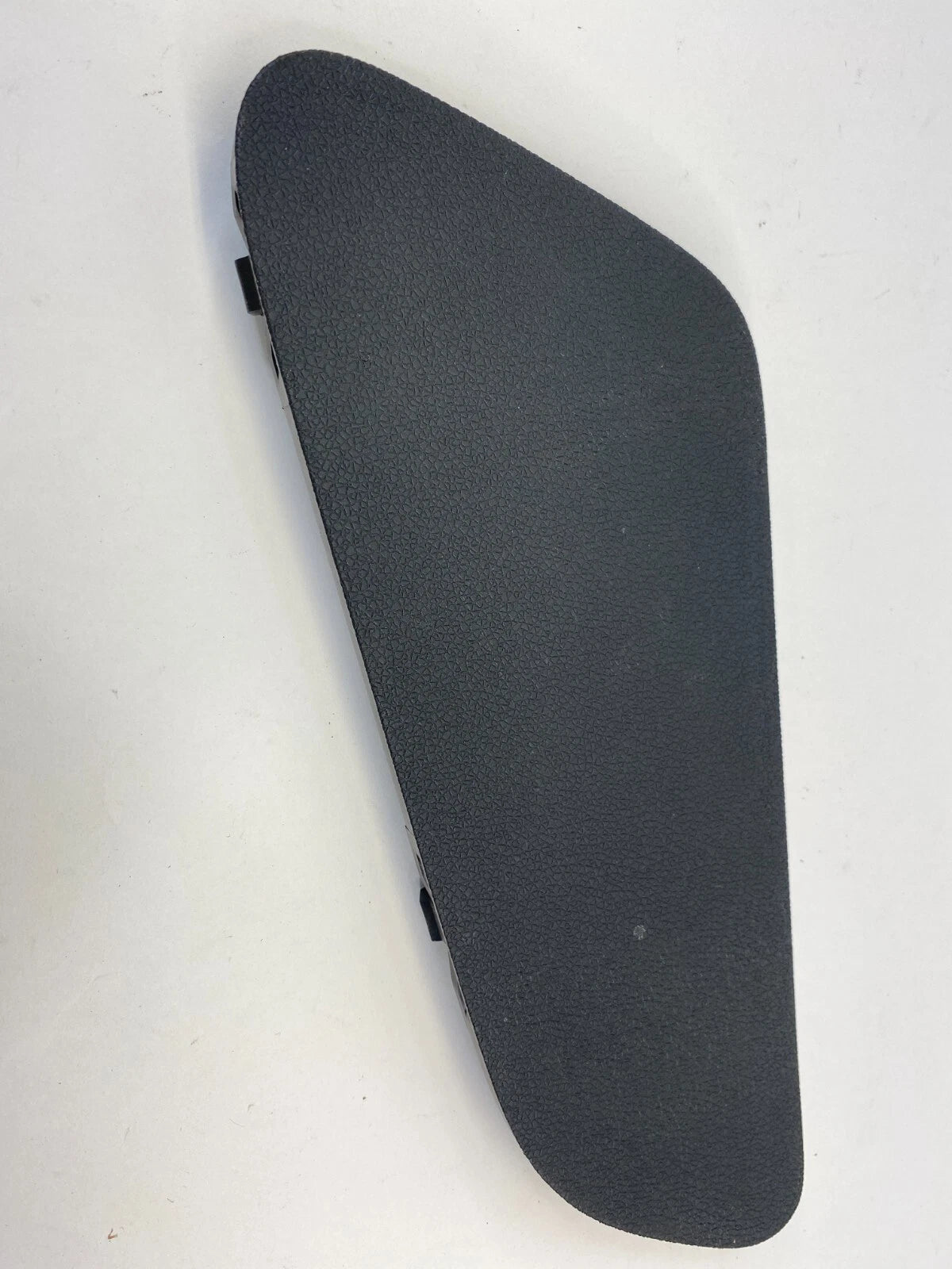 2009-2012 CHEVY TRAVERSE REAR RIGHT PASSENGER INNER DOOR ACCESS PANEL 25865708