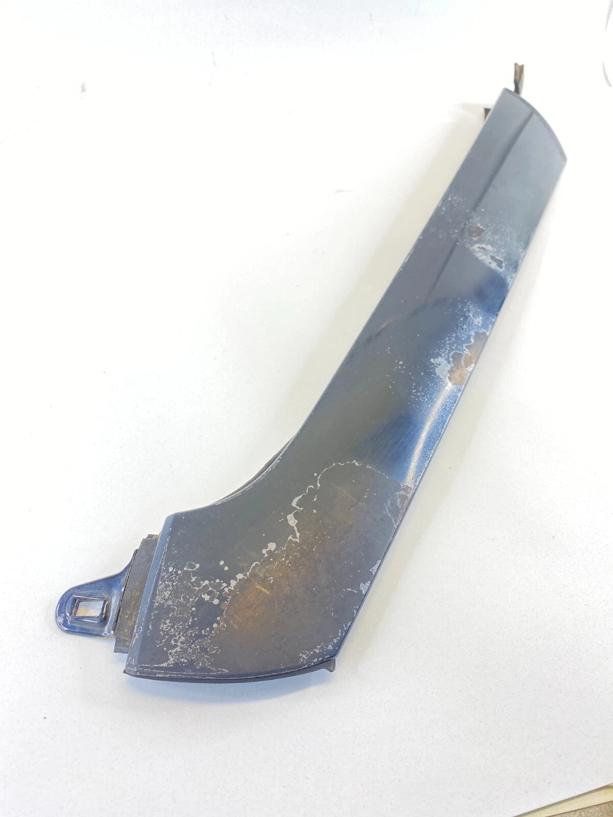 04-08 CHRYSLER CROSSFIRE FRONT RIGHT SIDE WINDSHIELD PILLAR MOLDING A1936900262