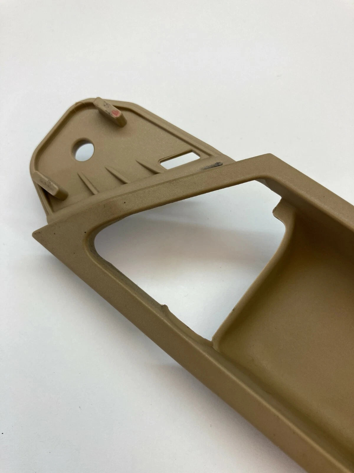 06-10 MERCEDES-BENZ R350 R 350 FRONT LEFT DRIVER SIDE INNER DOOR HANDLE BEZEL