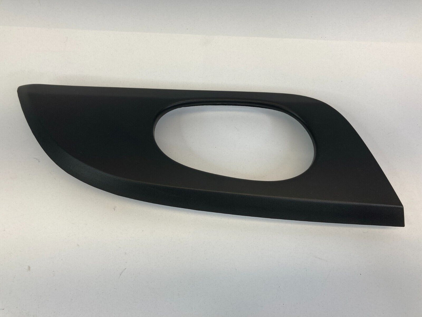 2005-2009 Saab 9-7X 97X Front Left Driver Door Panel Handle Cover Trim 15146091