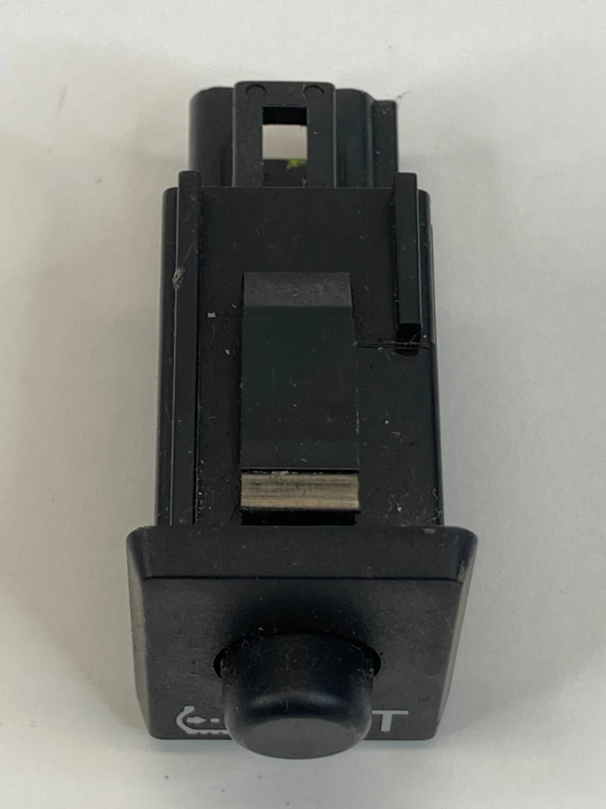 09-19 TOYOTA COROLLA 04-20 SIENNA TIRE PRESSURE MONITORING SYSTEM RESET SWITCH