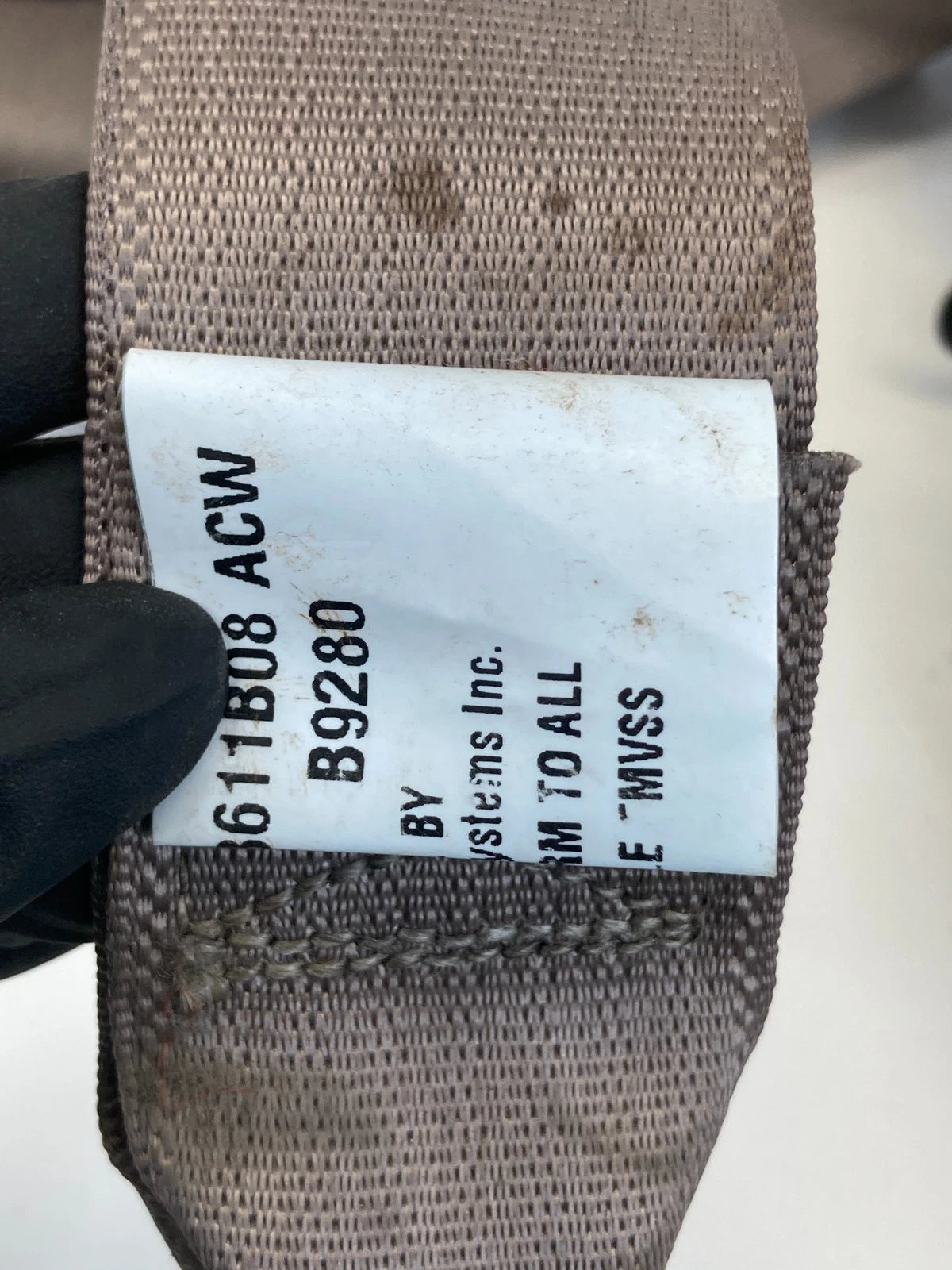 2002 2003 2004 2005 Ford Explorer Front Right Side Seat Belt Retractor OEM