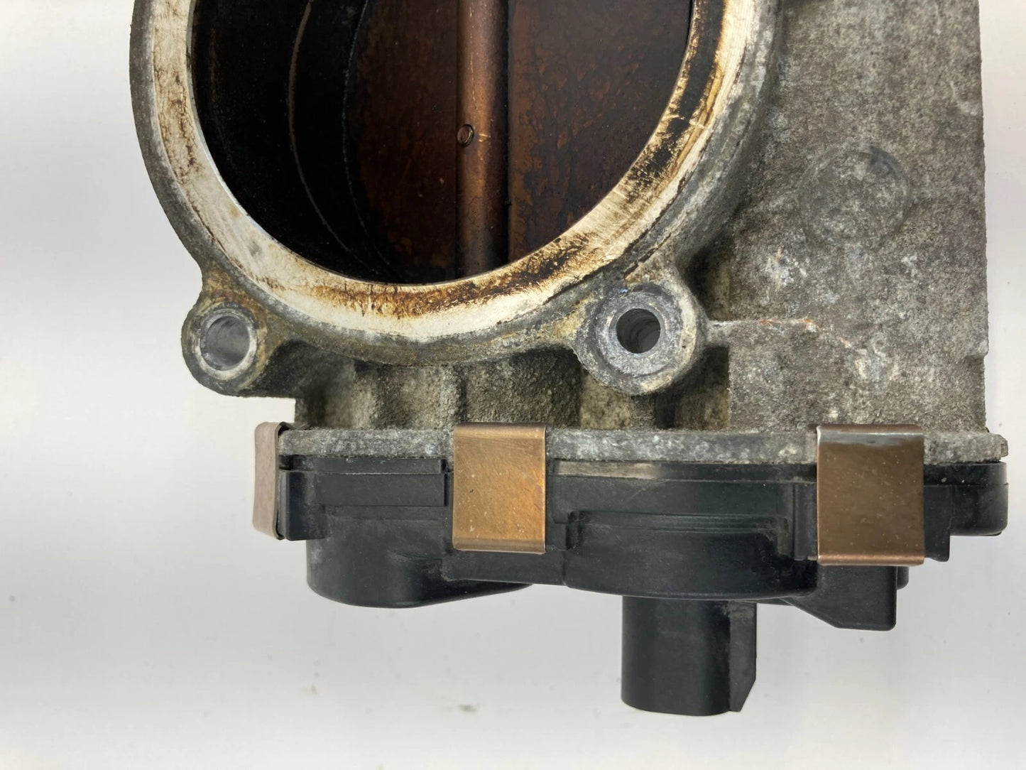 09-15 CHEVY SILVERADO 2500 HD 09-14 TAHOE 6.0L A/T THROTTLE BODY THROTTLE VALVE