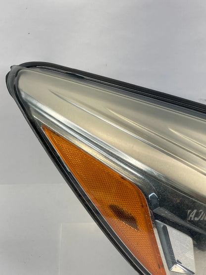 2013-2016 FORD ESCAPE FRONT RIGHT PASSENGER HEADLIGHT HEADLAMP HALOGEN OEM