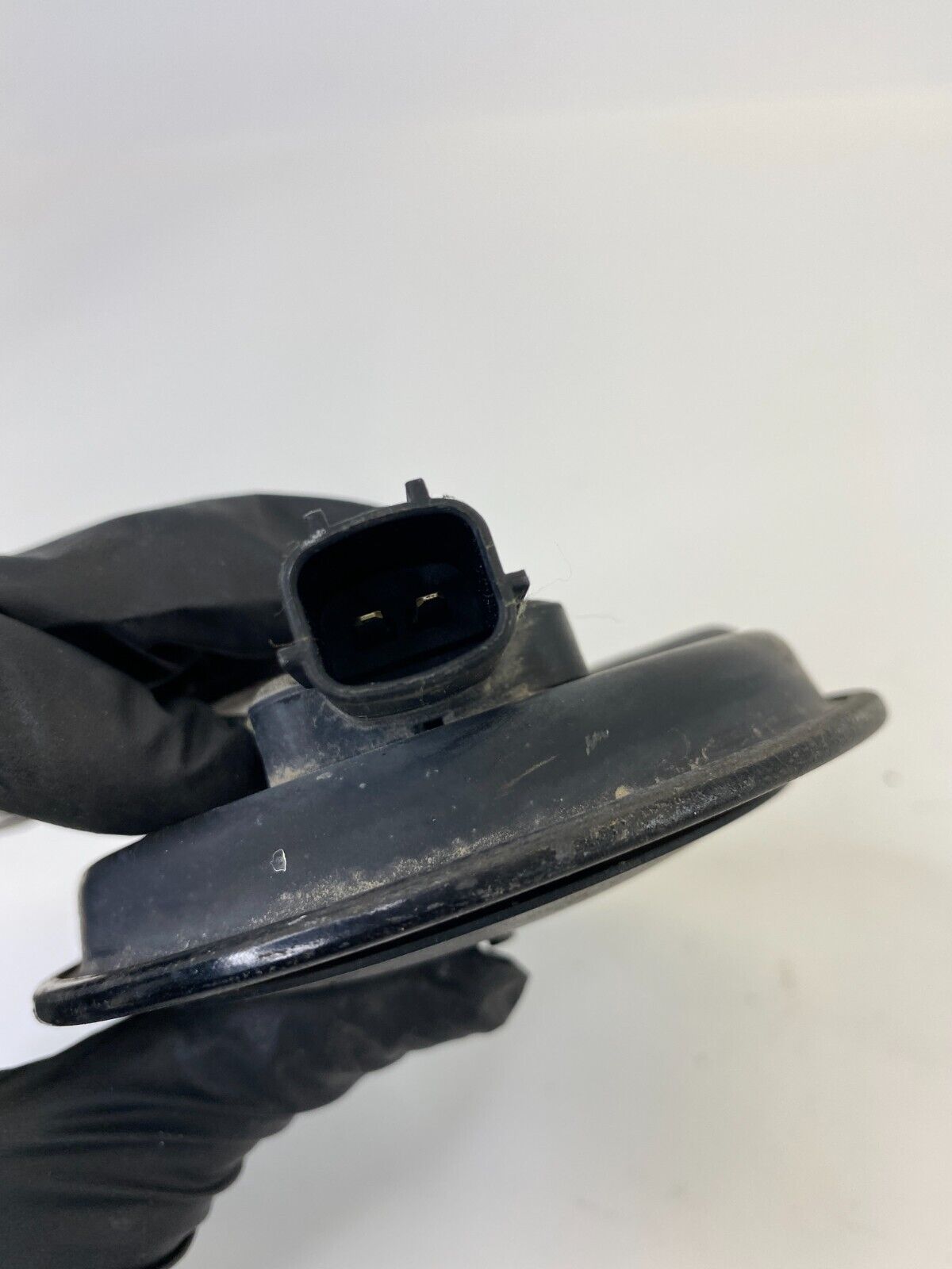 2007-2011 Hyundai Accent 3-DR Engine Compartment Horn Pitch Siren E428R-000033