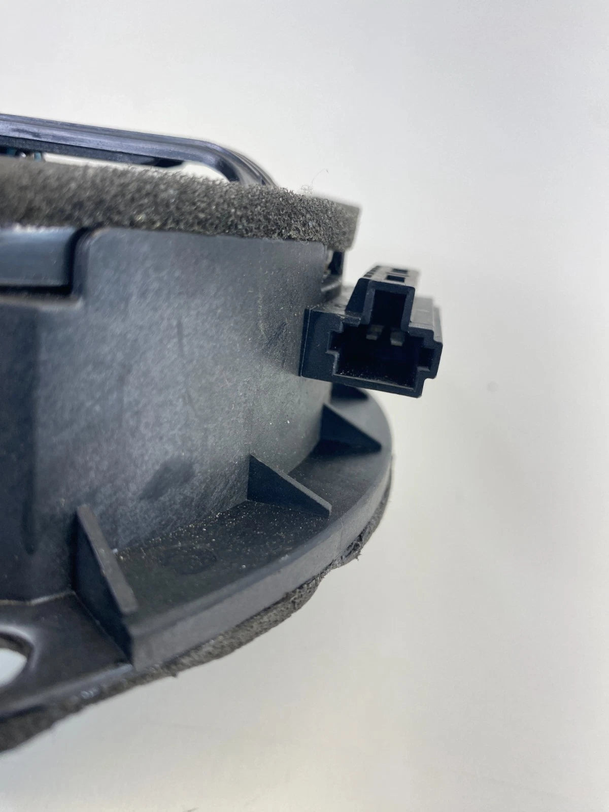 2006-2010 HYUNDAI SONATA REAR RIGHT DOOR AUDIO SPEAKER 96330-3K700 OEM