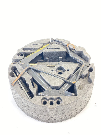 06-09 SAAB 9-5 95 SPARE TIRE CHANGE KIT SCISSOR JACK LUG WRENCH TOOL OEM