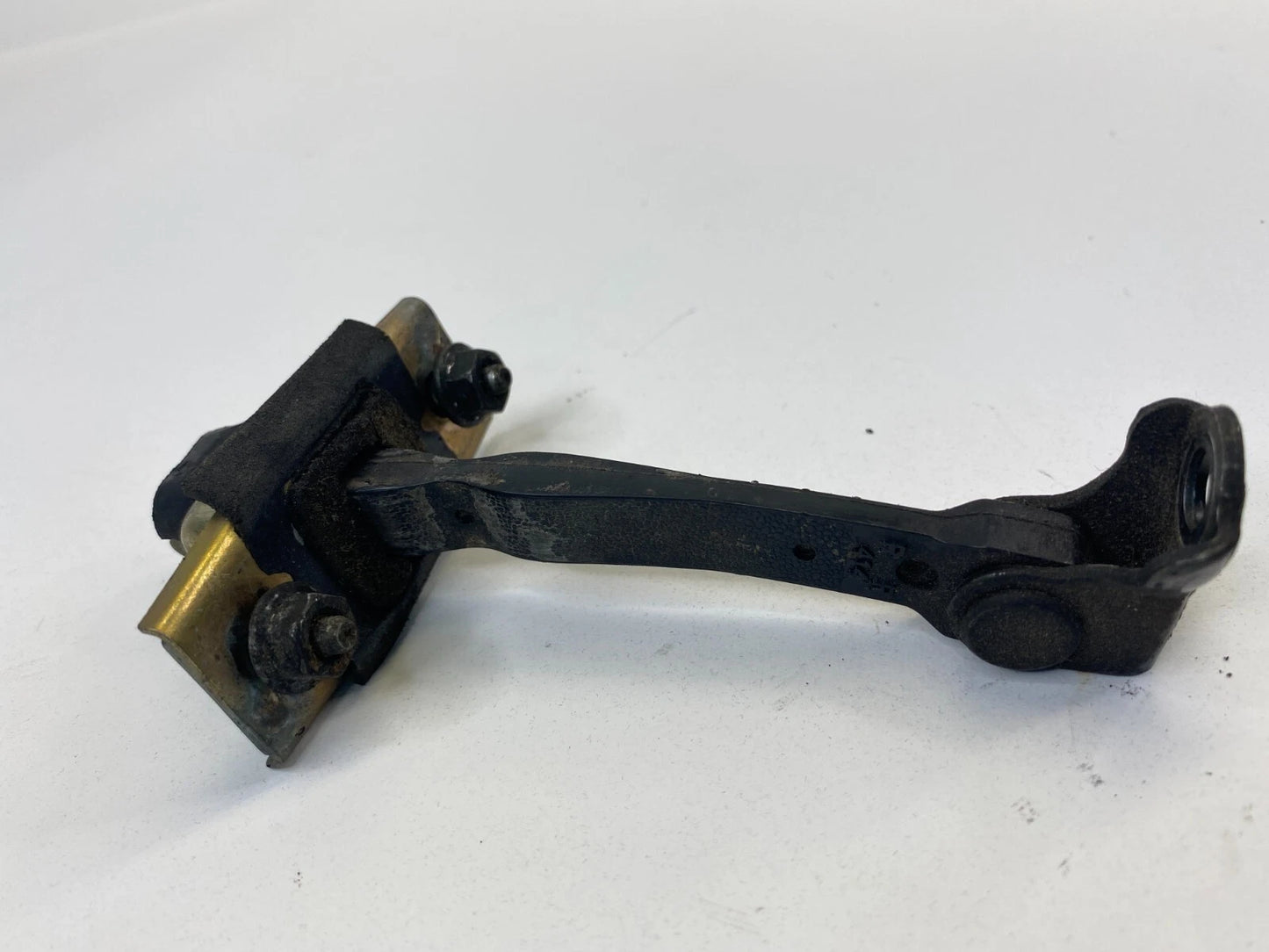 1997-2001 TOYOTA CAMRY SEDAN REAR RIGHT SIDE DOOR CHECK STOPPER HINGE DETENT OEM