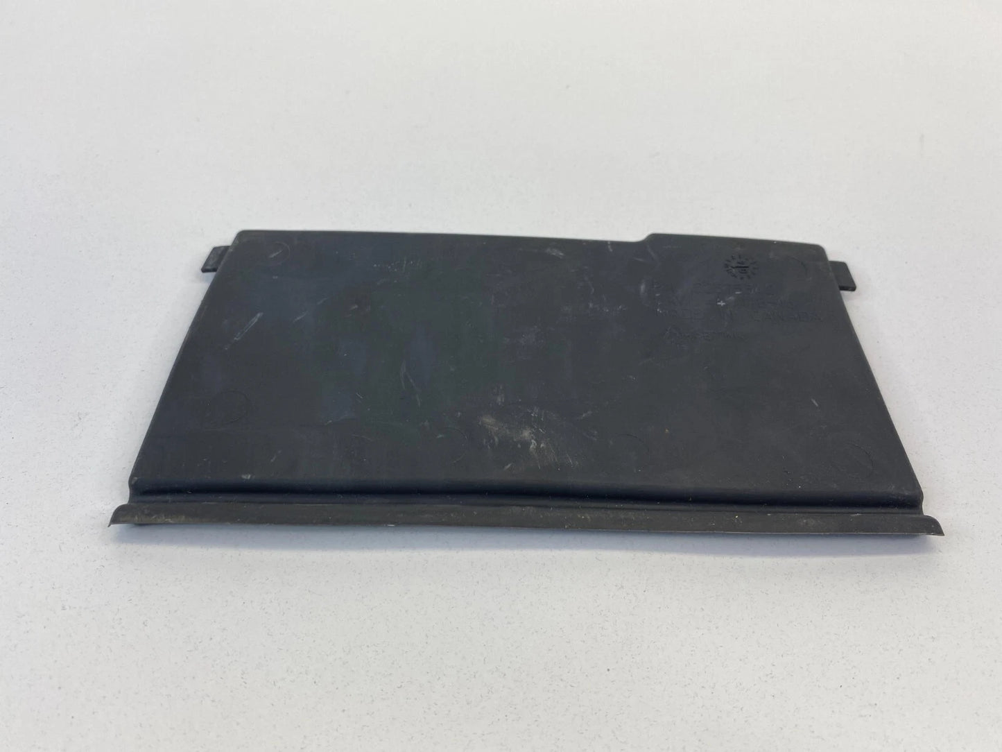 2006-2009 PONTIAC TORRENT FRONT DASH LOWER STORAGE COMPARTMENT RUBBER MAT OEM