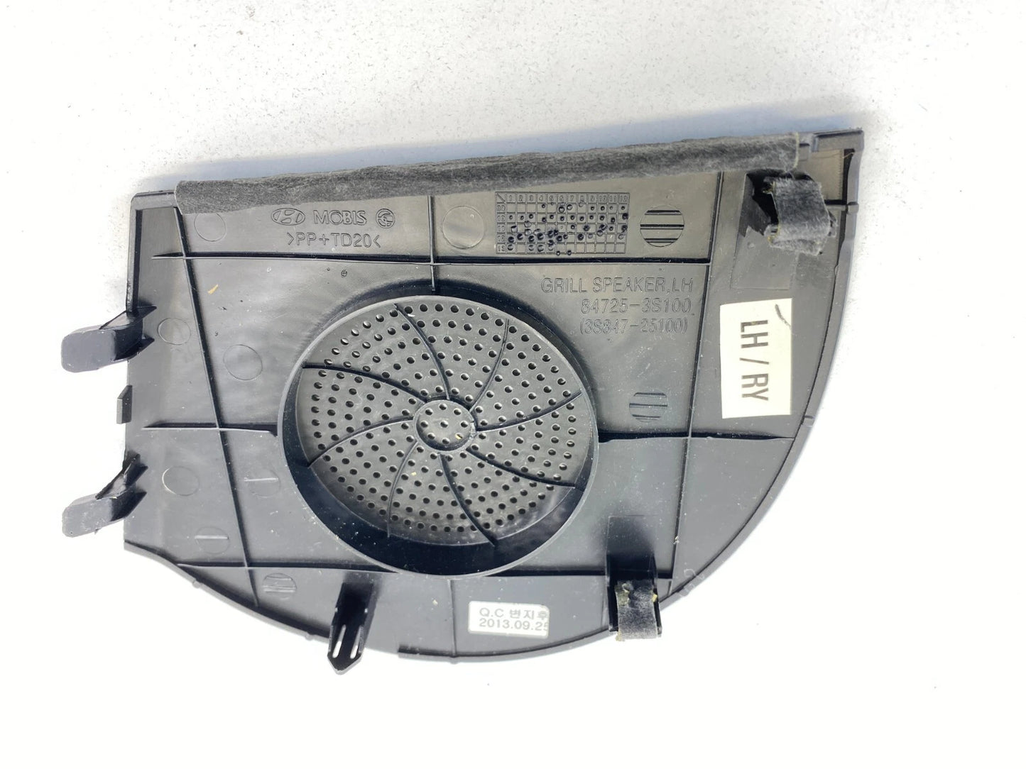 2011-2014 HYUNDAI SONATA DASH LEFT DRIVER SPEAKER GRILLE COVER TRIM 847253S100