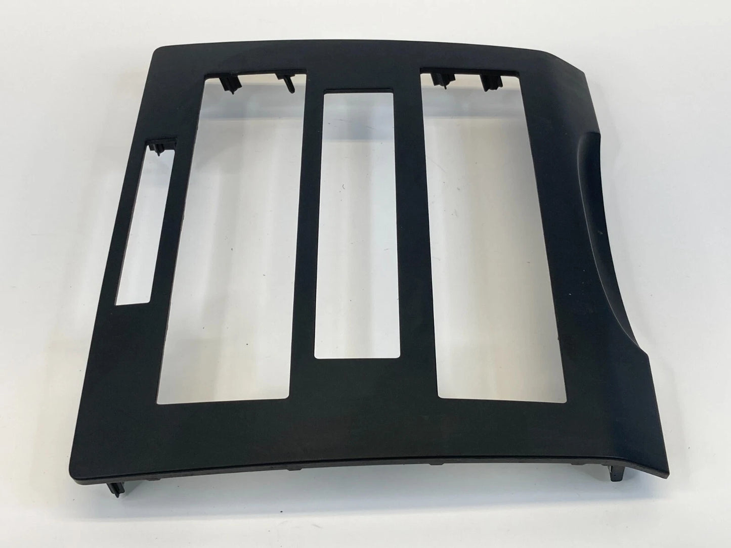 2009-2014 VOLKSWAGEN ROUTAN CLIMATE CONTROL COVER TRIM BEZEL P1FE63DX9AB OEM