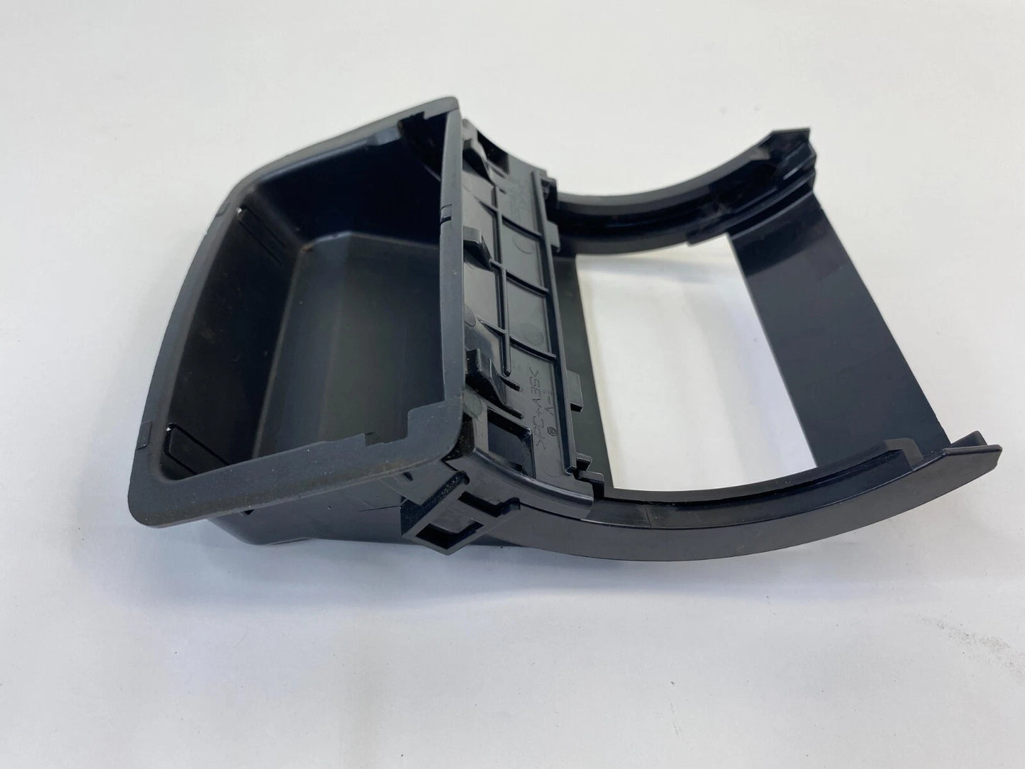 2008-2010 SCION XB REAR CENTER CONSOLE CUP HOLDER BRACKET SUPPORT 55615-12080
