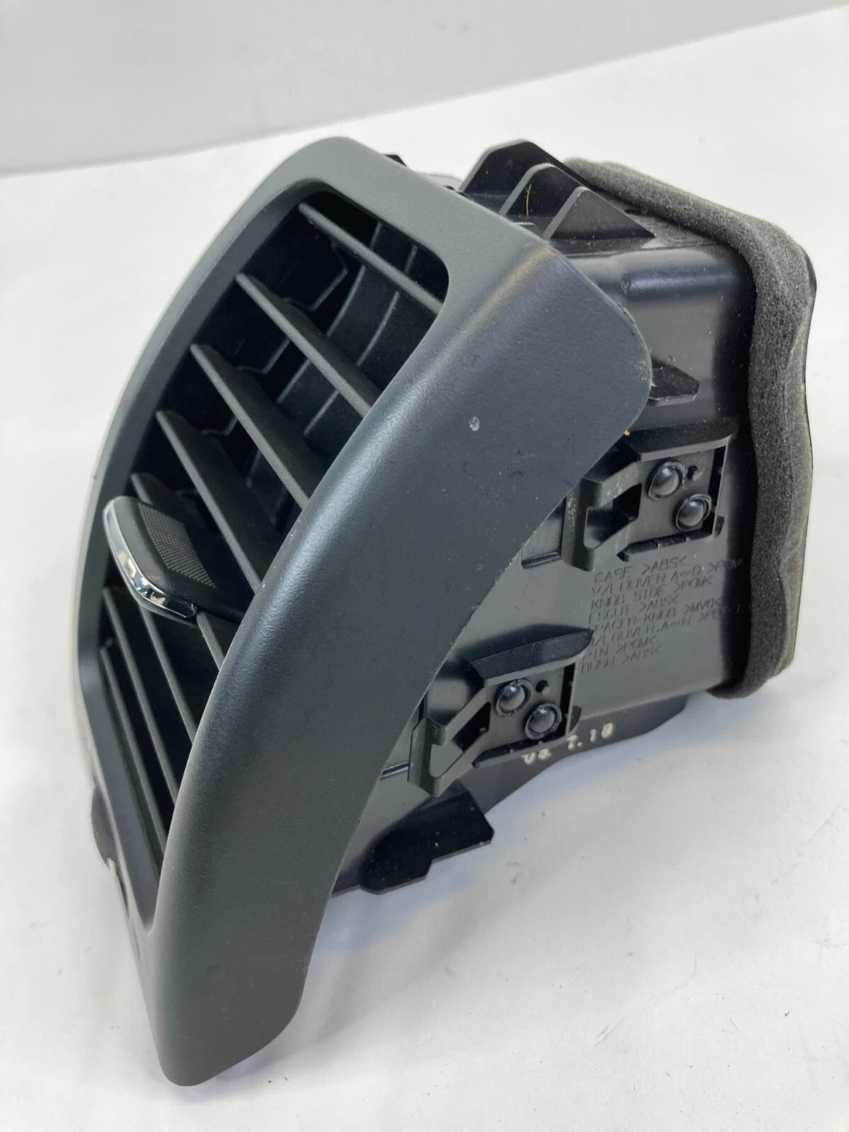 2007-2013 NISSAN ALTIMA FRONT RIGHT DASH A/C AIR VENT GRILLE RH 68760-JA00C OEM