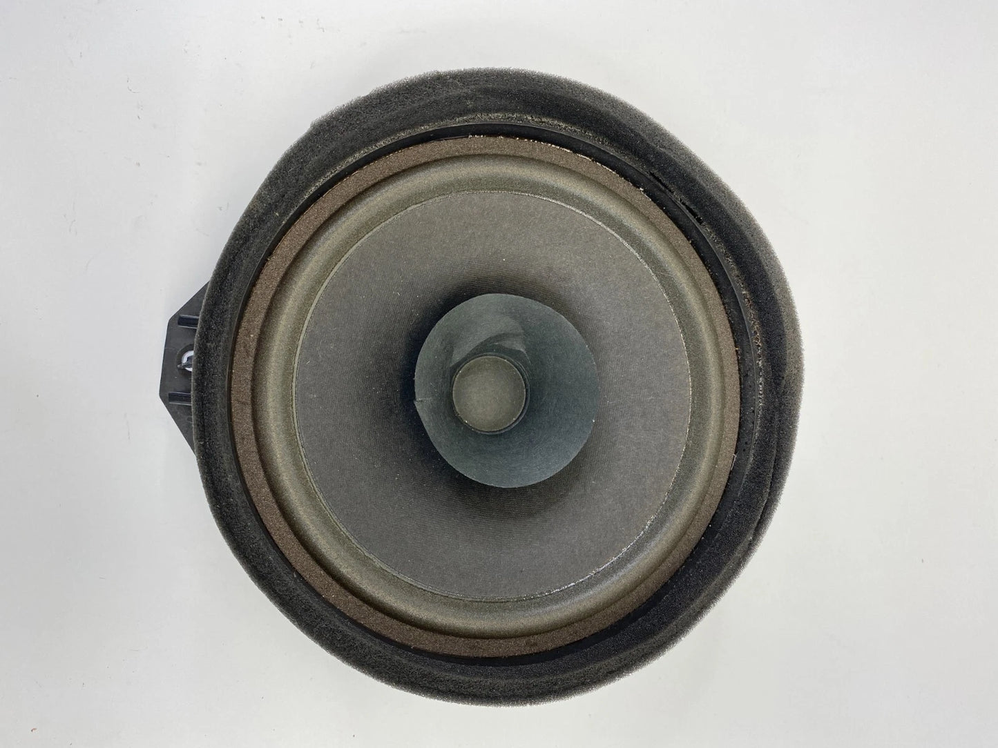 10-17 CHEVROLET EQUINOX REAR RIGHT SIDE BACK DOOR AUDIO SPEAKER 20843946 OEM