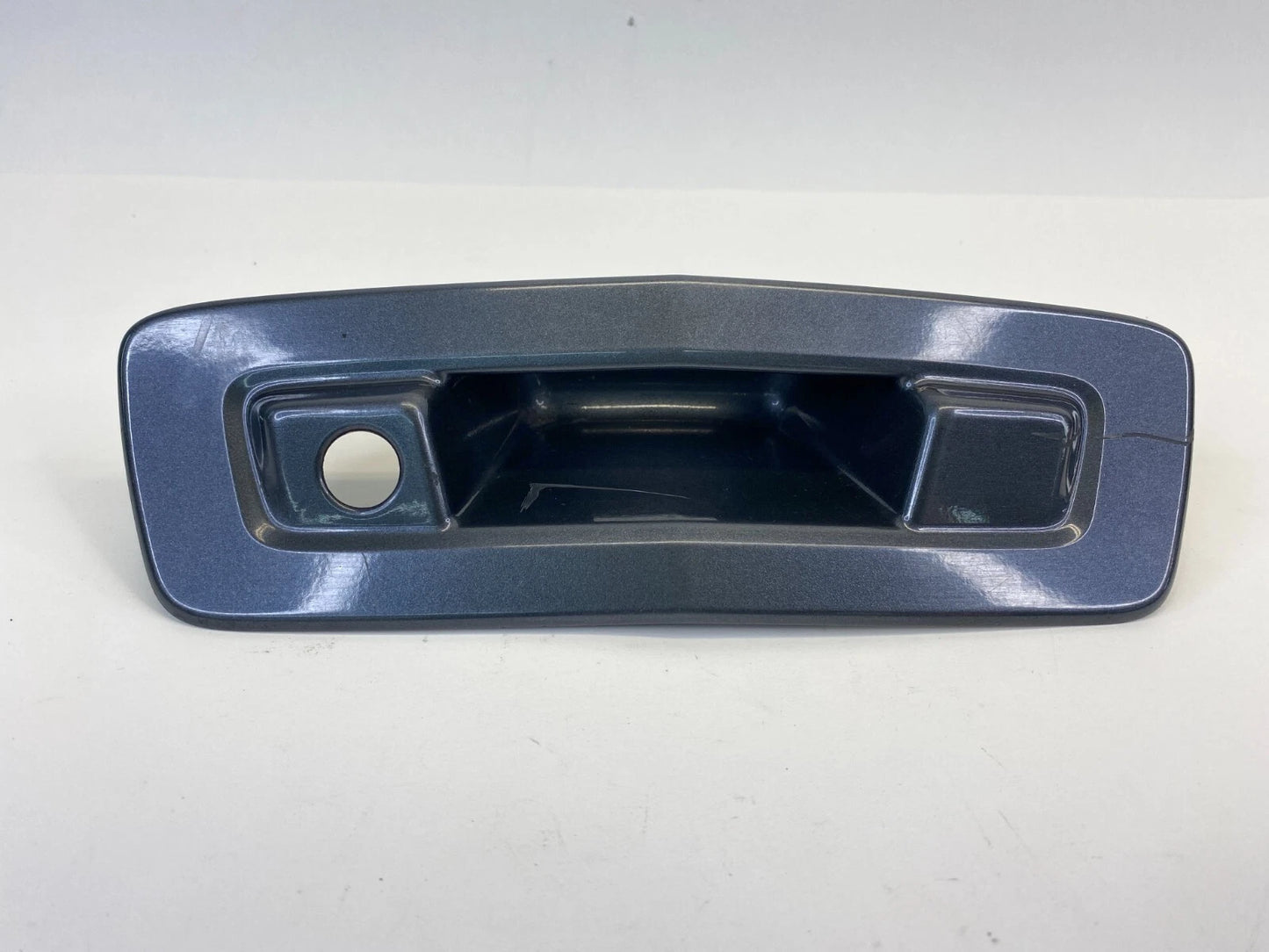 09-12 CHEVY TRAVERSE REAR HATCH TRUNK LIFTGATE EXTERIOR OUTSIDE HANDLE 22738730