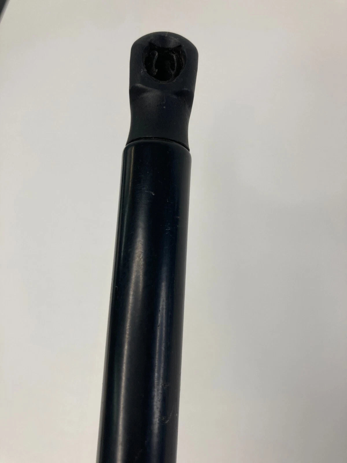 2013-2017 BUICK REGAL SEDAN FRONT HOOD LID STRUT LIFT SUPPORT ASSEMBLY OEM