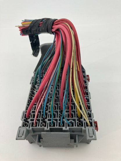 03-07 Volvo XC70 Front Driver Side Under Dash Fuse Box Junction Panel 9162439