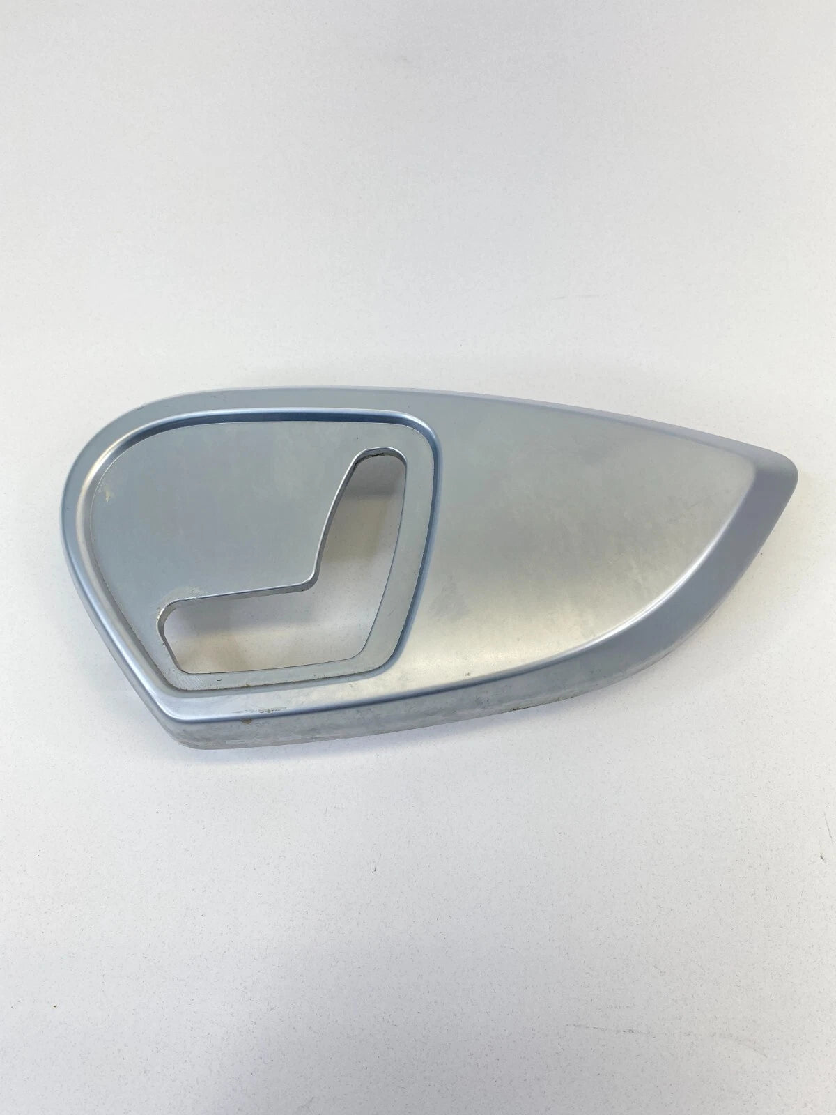 06-09 MERCEDES-BENZ R350 FRONT LEFT DRIVER SEAT SWITCH TRIM COVER PANEL 313205