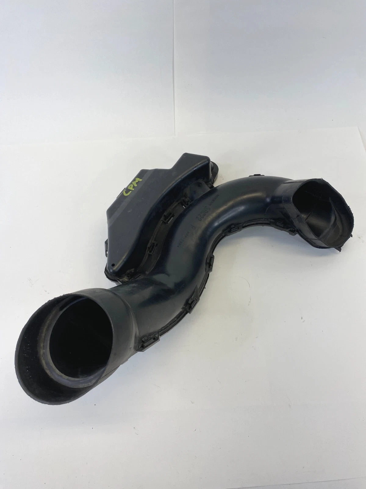 2013-2019 NISSAN SENTRA AIR INTAKE DUCT RESONATOR TUBE HOSE ASSEMBLY FRONT 3RC22