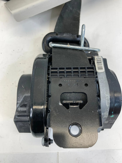 2013-2018 Ford Focus SEDAN Front Right Side Seat Belt Retractor Assy 625192700C