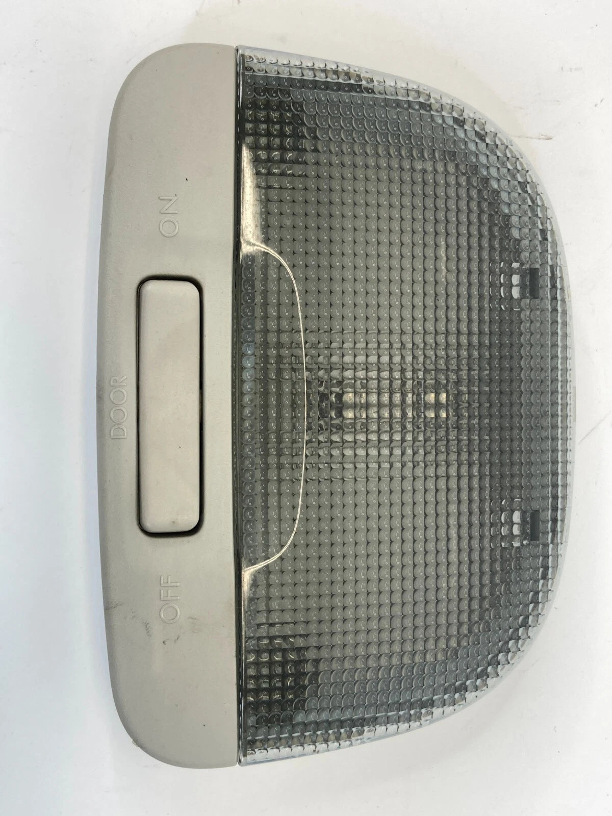 2010-2014 SUBARU LEGACY OUTBACK ROOF REAR DOME CENTER LIGHT READING LAMP VC12068