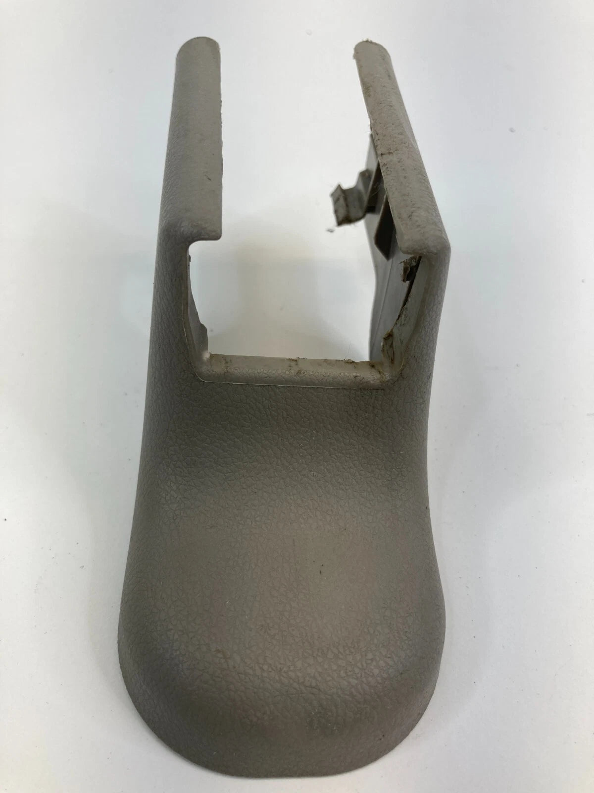 2009-2011 HONDA CIVIC REAR RIGHT SEAT RAIL TRACK OUTER BOLT TRIM COVER