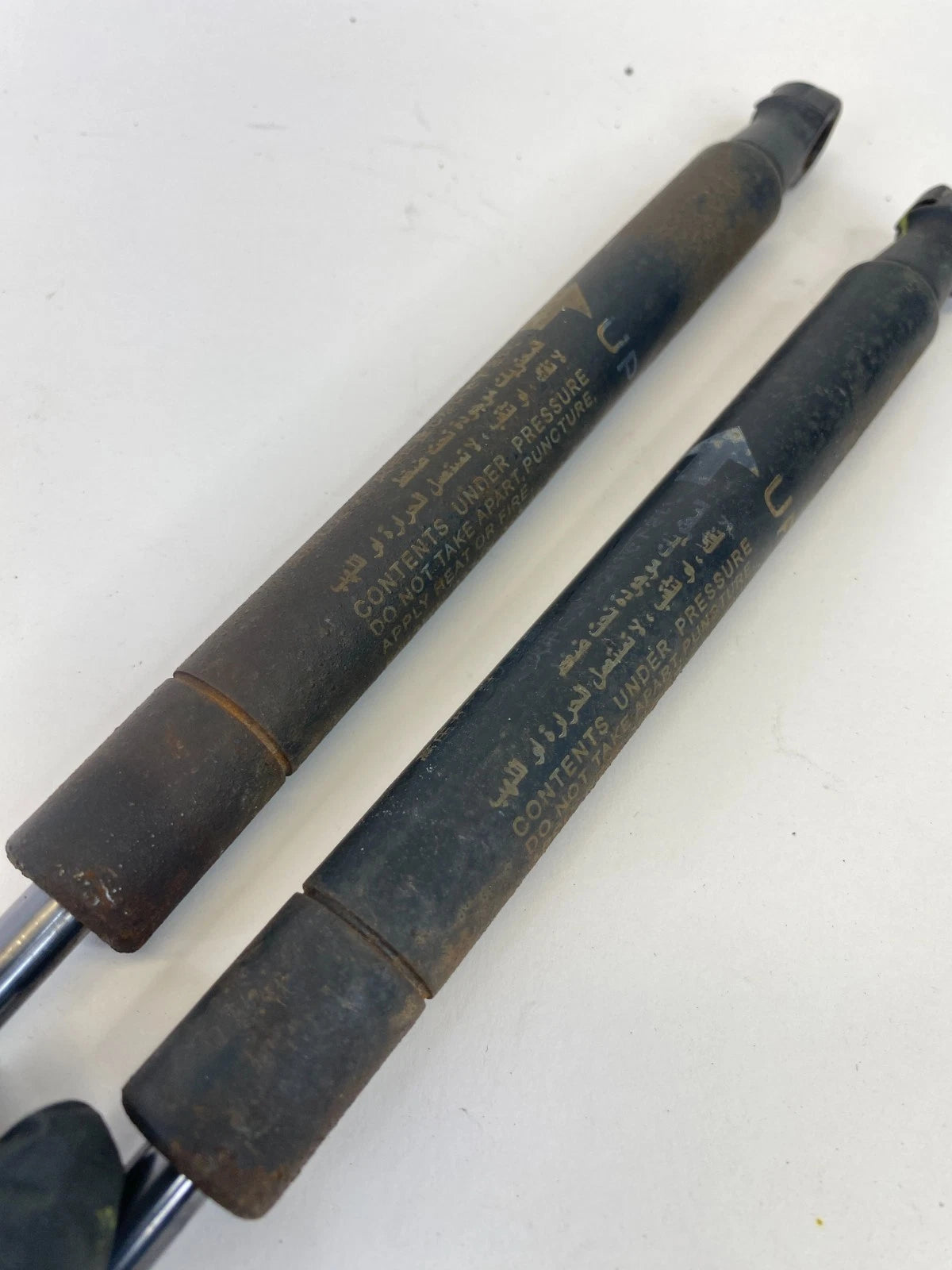 2007 2008 INFINITI G35 SEDAN REAR TRUNK LID LIFT SHOCK STRUT SUPPORT PAIR OEM