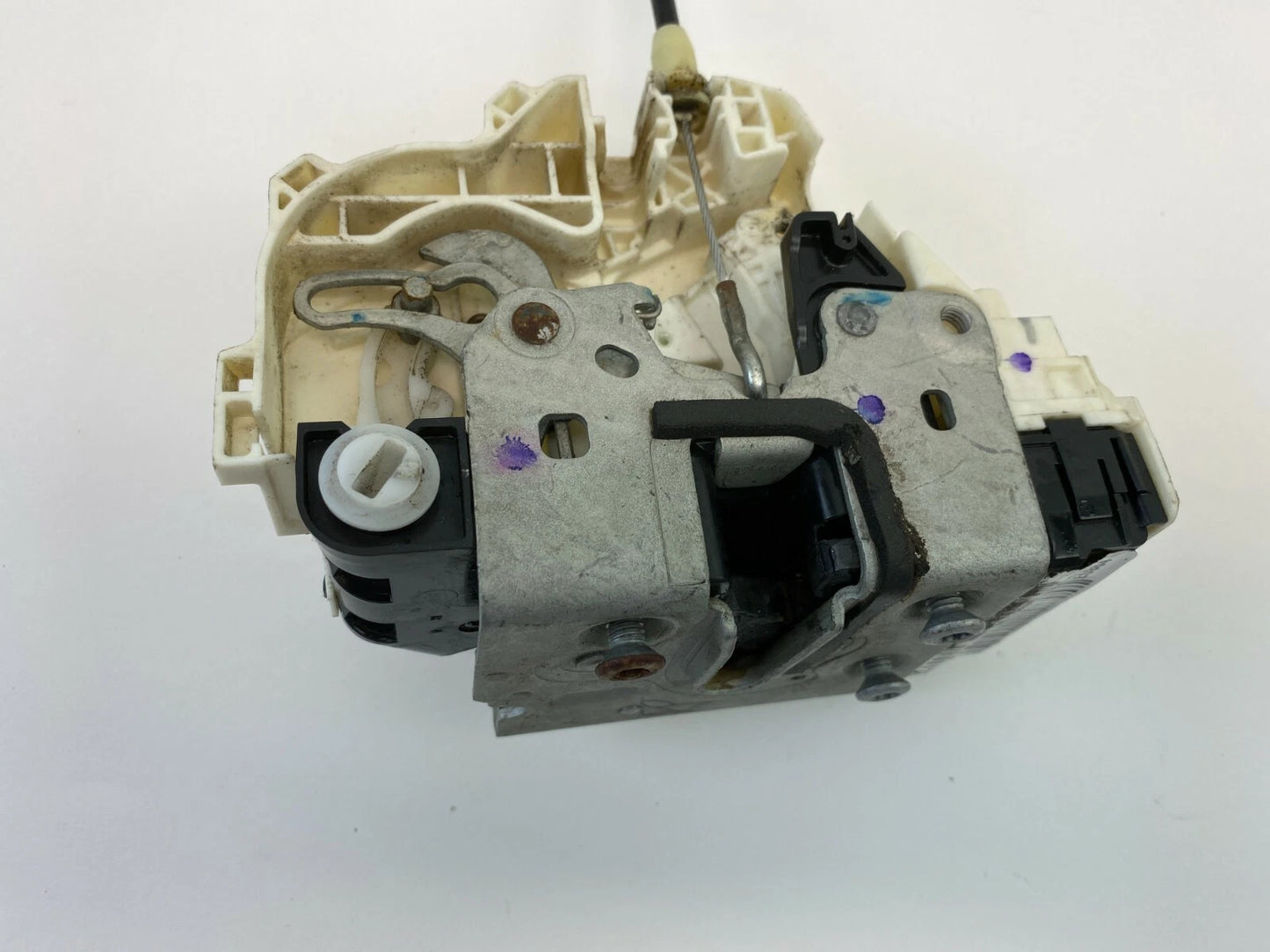 11-14 CHRYSLER 200 SEDAN REAR RIGHT BACK DOOR LOCK LATCH ACTUATOR 04589696AC OEM