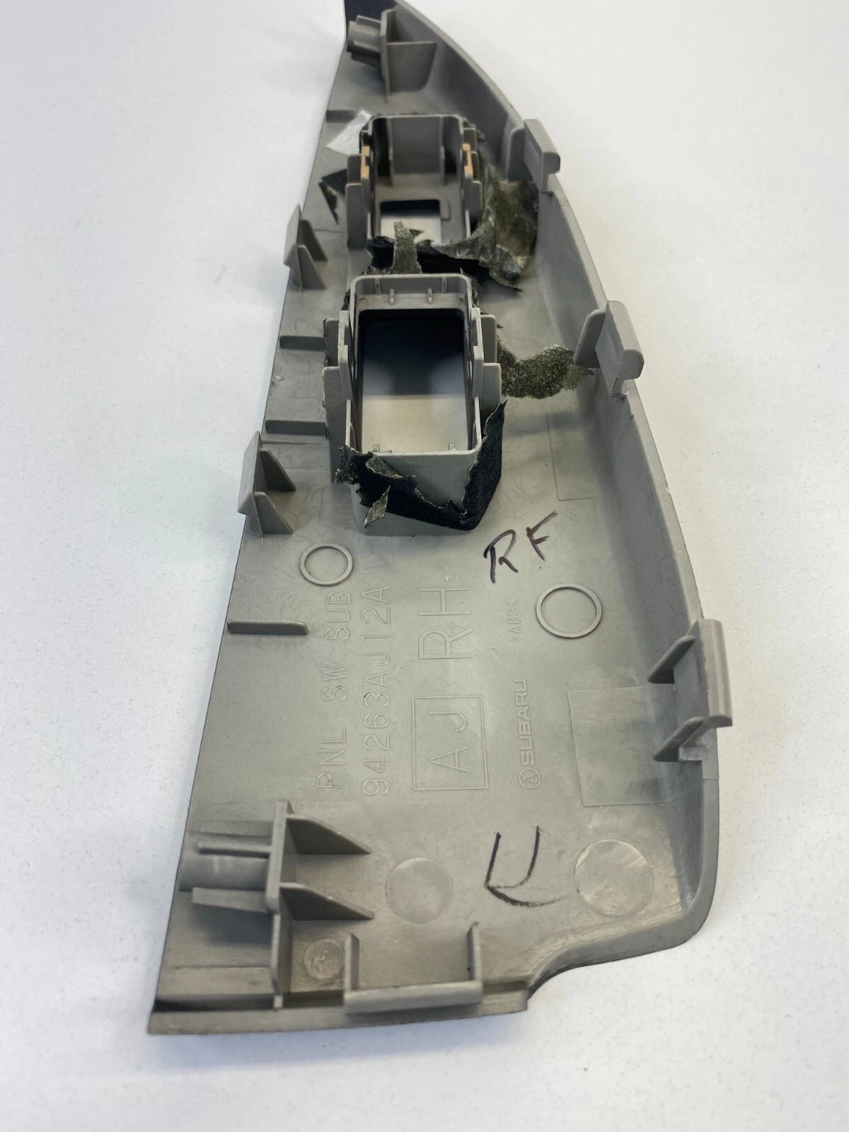 10-14 SUBARU OUTBACK LEGACY FRONT RIGHT PASSENGER WINDOW SWITCH BEZEL 94263AJ12A