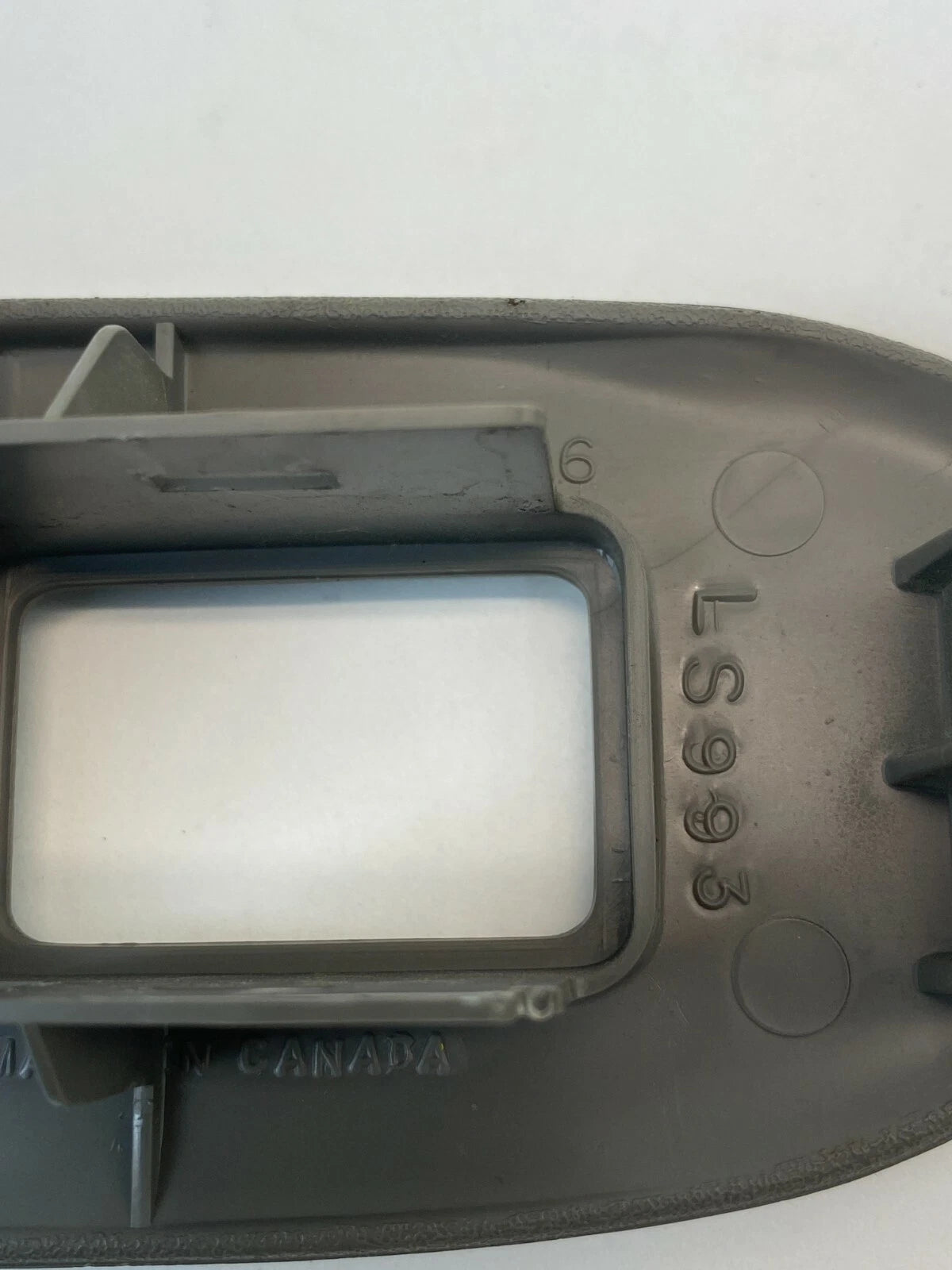 2000-2005 CHEVROLET IMPALA REAR RIGHT PASSENGER DOOR POWER WINDOW SWITCH BEZEL