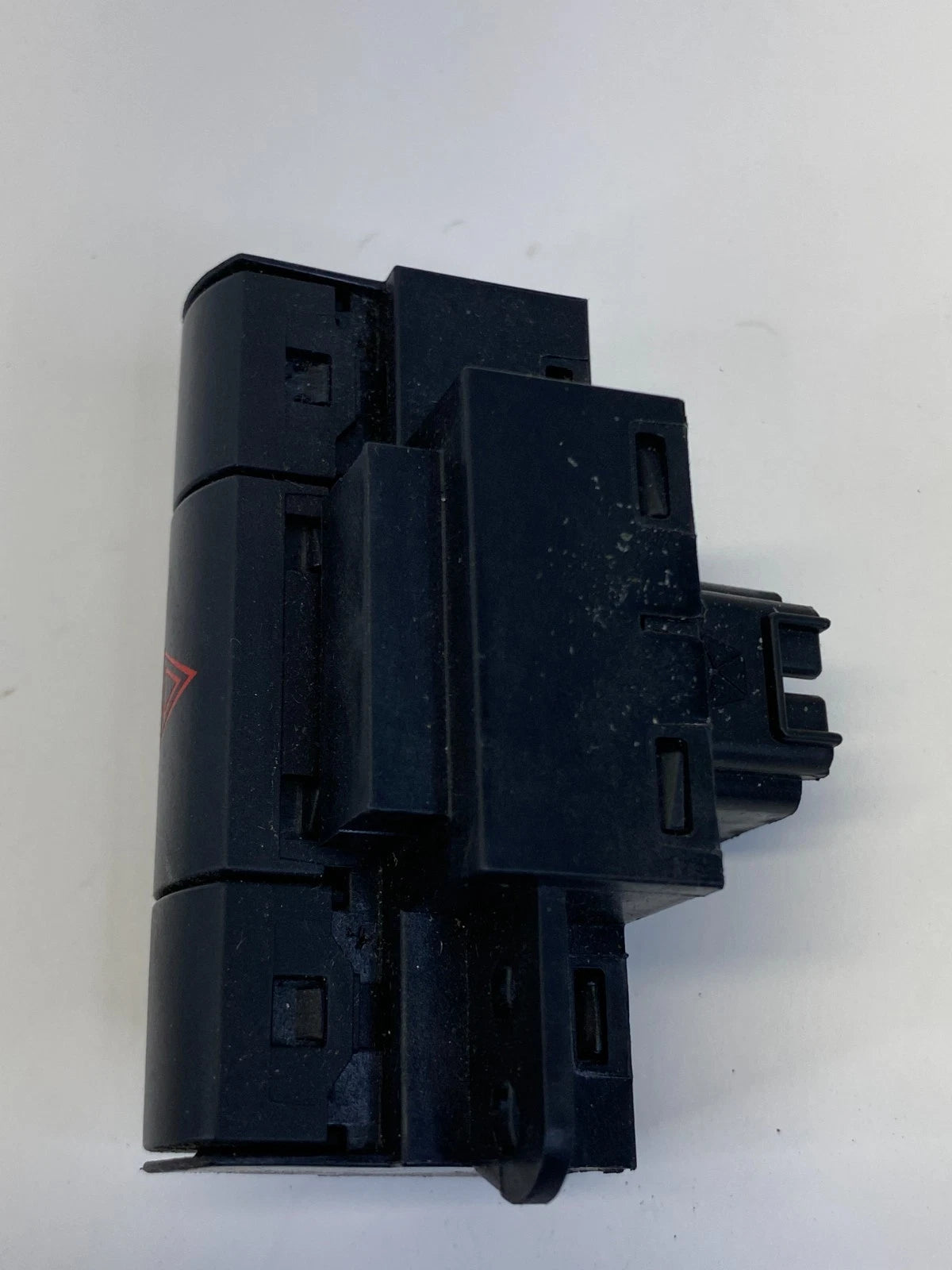 2009 2010 CHRYSLER 300 HAZARD WARNING LIGHT CONTROL SWITCH 68025900AA
