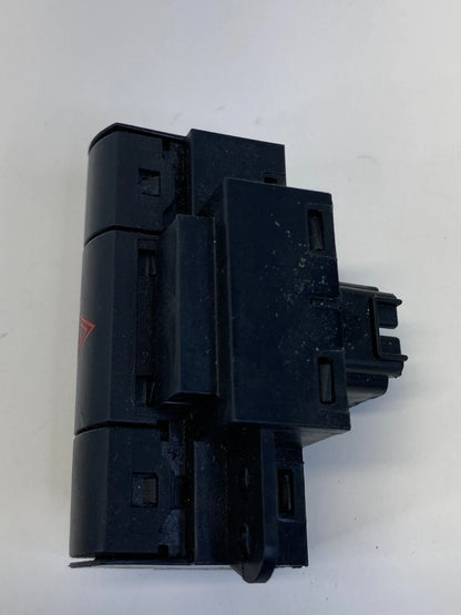 2009 2010 CHRYSLER 300 HAZARD WARNING LIGHT CONTROL SWITCH 68025900AA