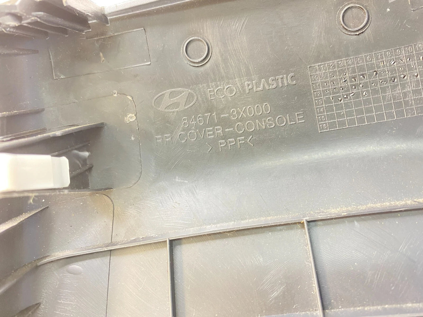 2011 2012 2013 HYUNDAI ELANTRA CENTER CONSOLE REAR COVER TRIM PANEL 84671-3X000