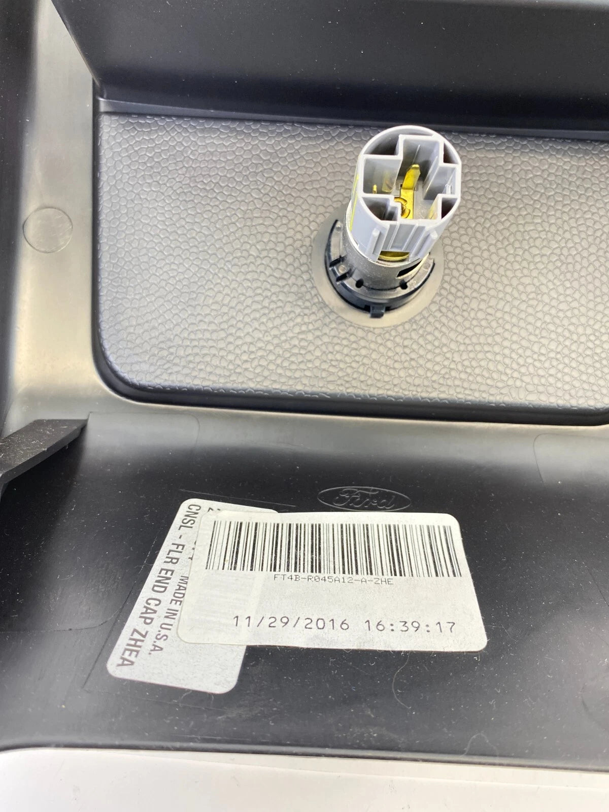 2015-2024 FORD EDGE REAR CENTER CONSOLE COVER PANEL BEZEL FT4B-R045A12-A-ZHE OEM
