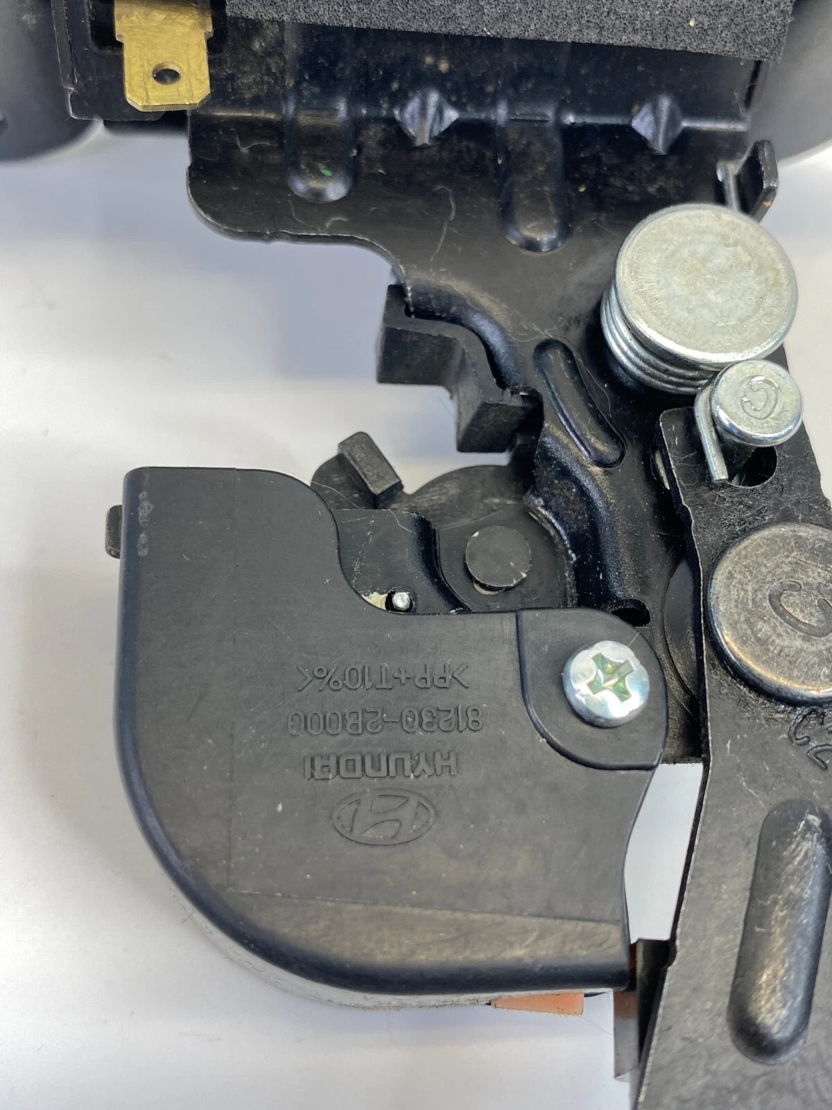 2007-2009 HYUNDAI SANTA FE RR TRUNK TAILGATE LOCK LATCH ACTUATOR OEM 812302B000