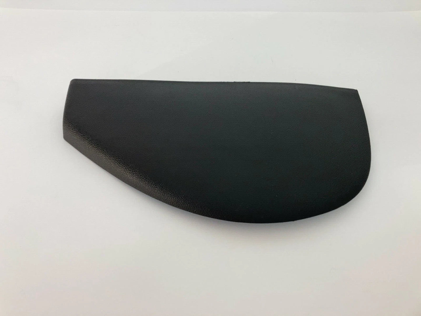 07-10 SATURN OUTLOOK DRIVER SIDE INSTRUMENT PANEL COMPARTMENT ACCESS HOLE COVER